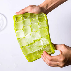 Ice Cube Tray, 3 Pack Silicone Ice Cube Molds, Ice Cube Trays, Silicone Ice Trays, Easier to Release, BPA Free for Alcohol/Coffee/Beverages (Blue, Green, Purple;)